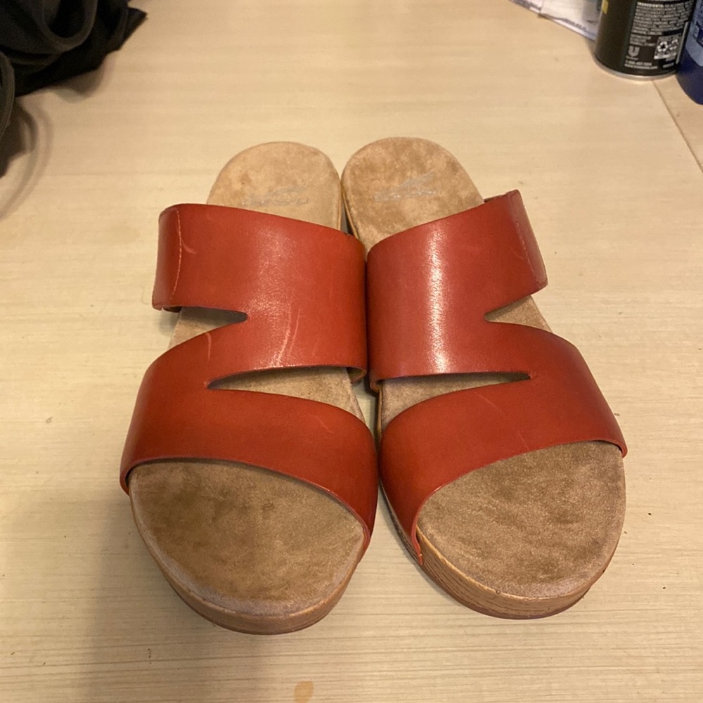 Dansko small wedge